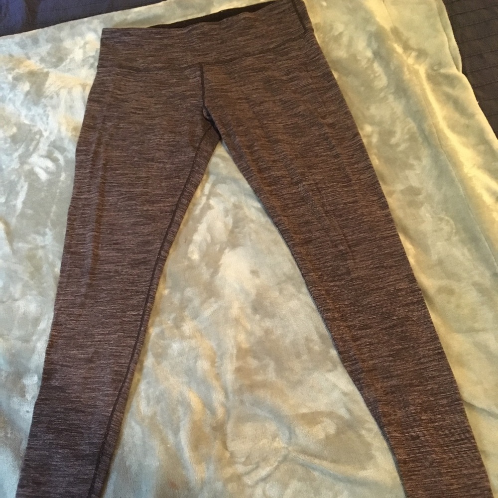 LULULEMON CHARCOAL STRETCH LEGGINGS- SIZE 10